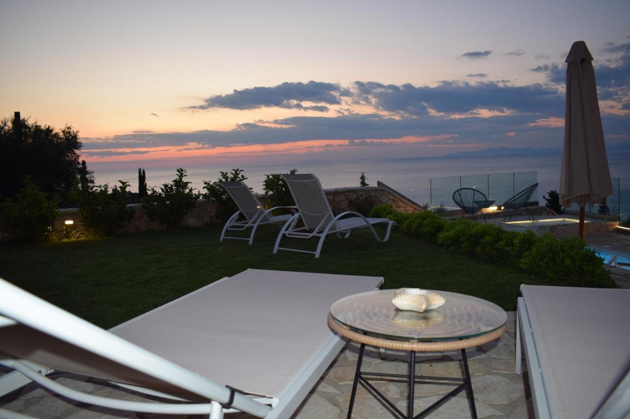 Villa Thetis With Private Pool Where The Sunsets Fade Away Áyios Nikítas Buitenkant foto