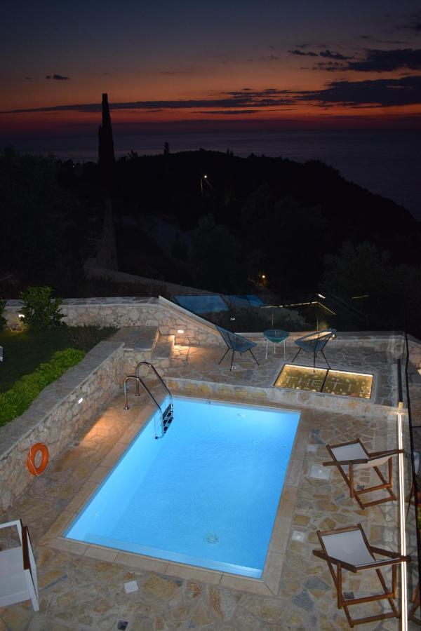 Villa Thetis With Private Pool Where The Sunsets Fade Away Áyios Nikítas Buitenkant foto