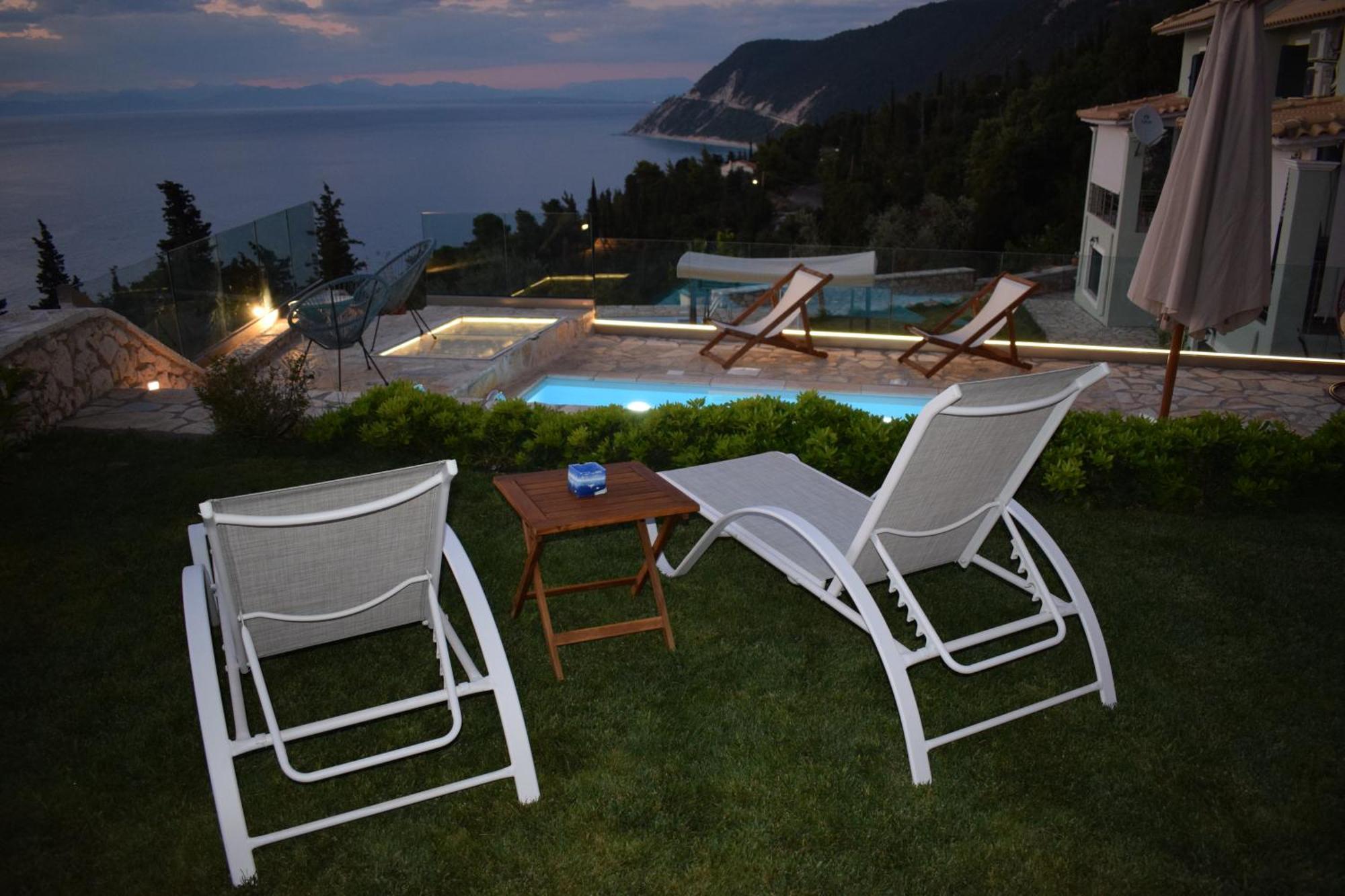 Villa Thetis With Private Pool Where The Sunsets Fade Away Áyios Nikítas Buitenkant foto
